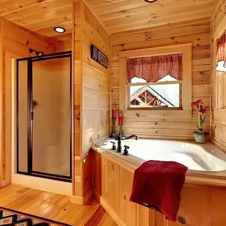 Chalet Rustic Cabin To Relax
